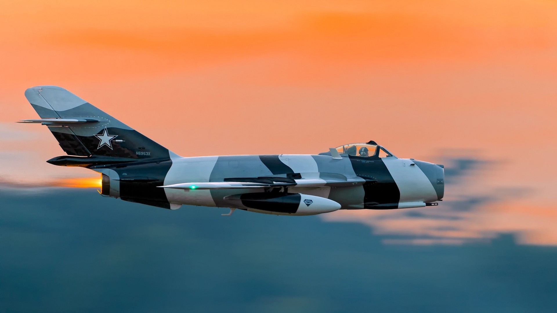 avión bombardero piloto