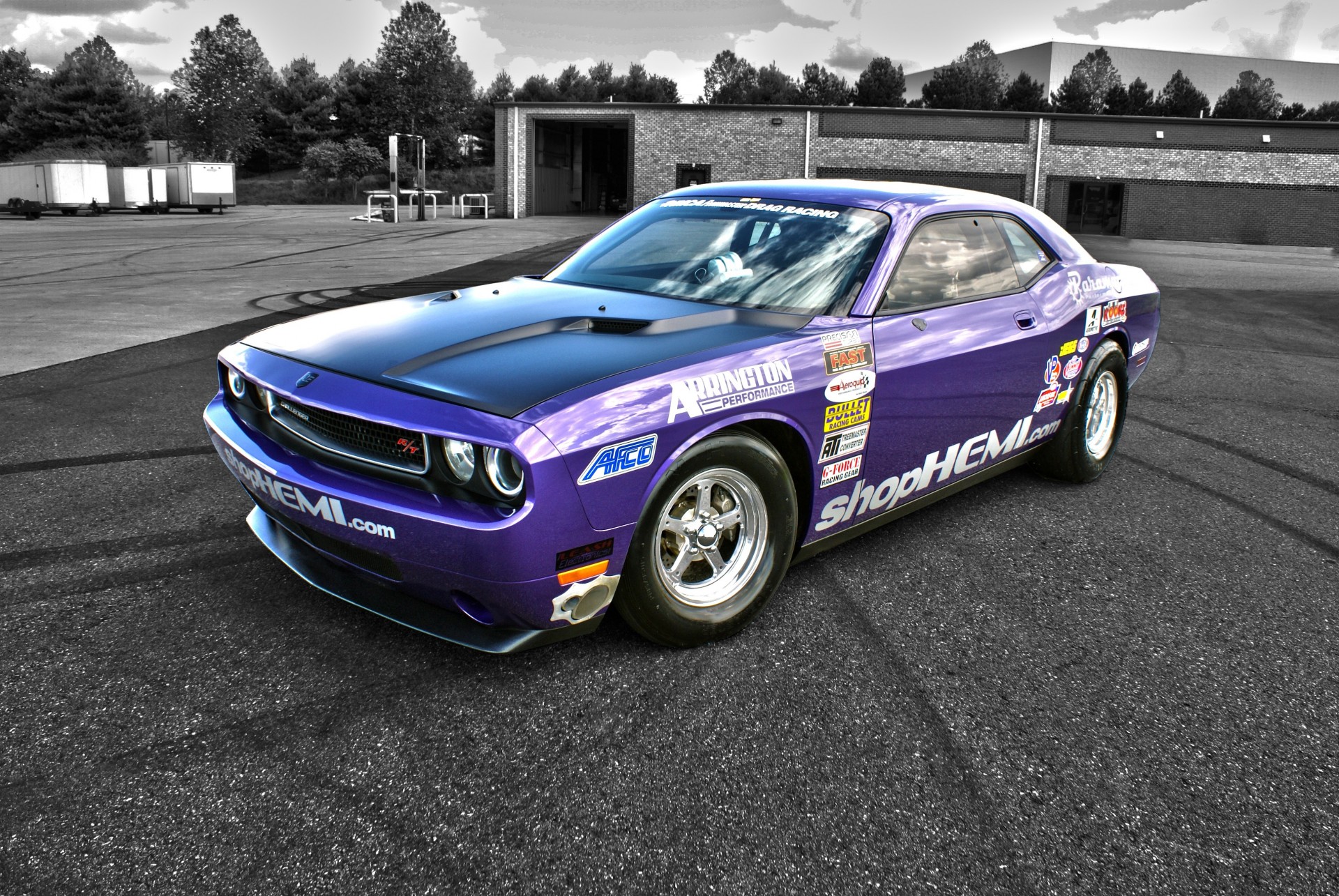 púrpura mopar deportes