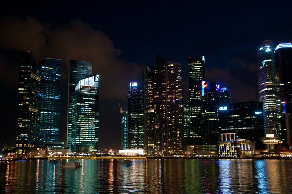 Noche ciudad Singapur noche y rascacielos