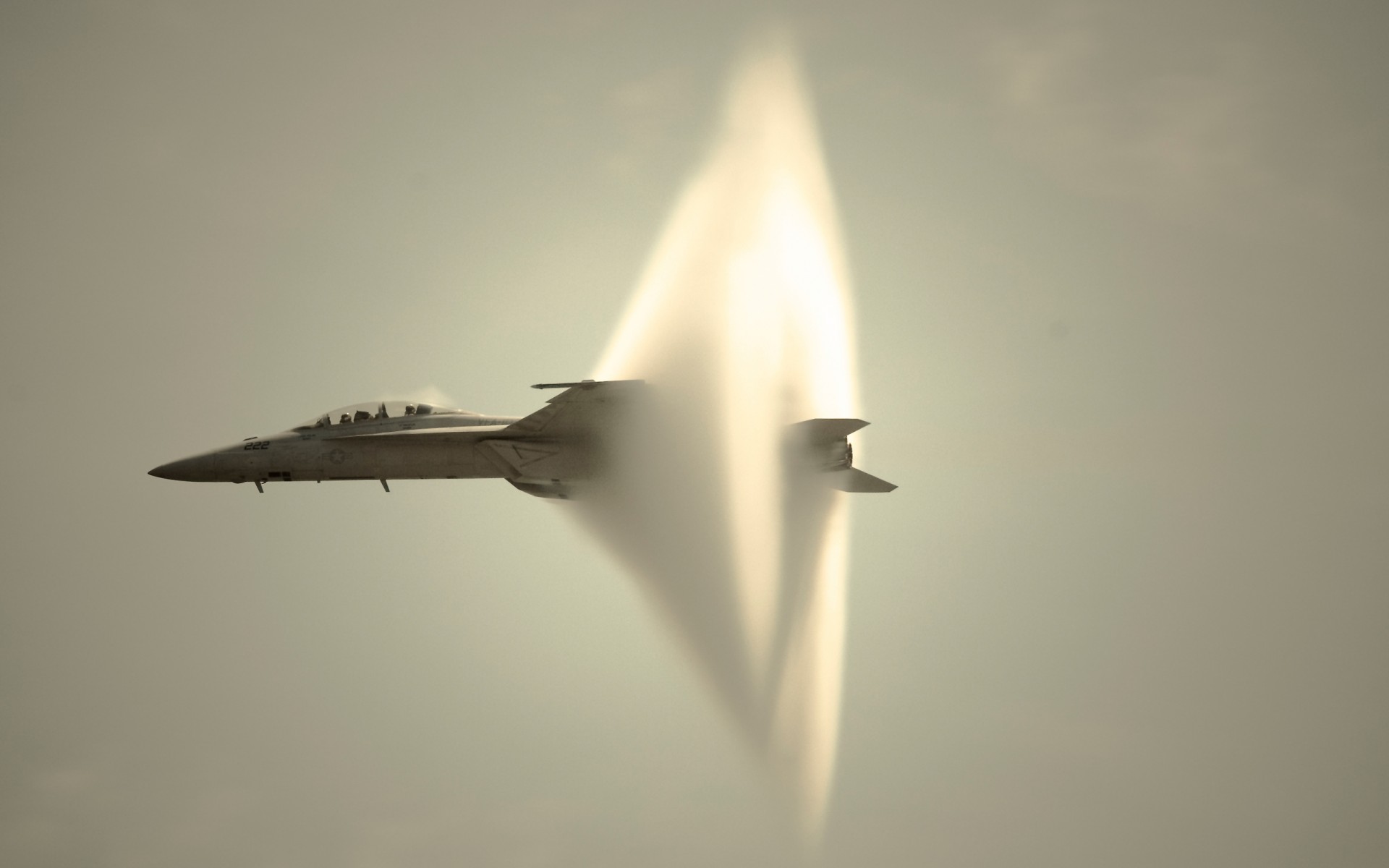 fa18 super hornet barrera del sonido avión