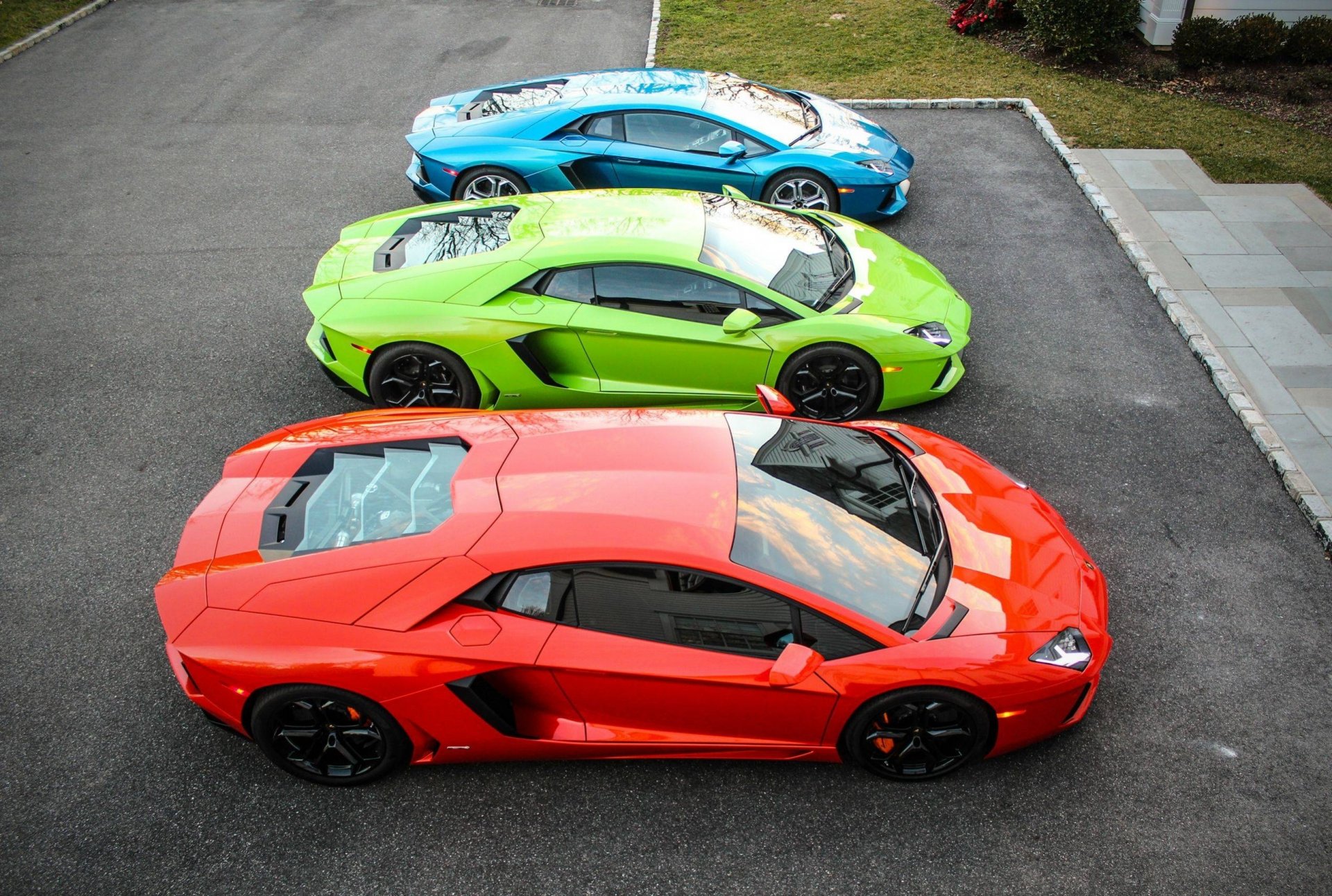 lamborghini aventador lp700-4 mezclado tres rojos verde azul