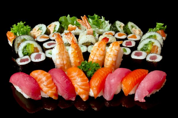 Rollo fresco surtido y sushi