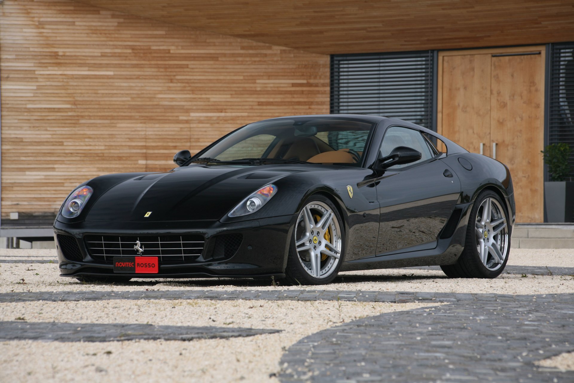 ferrari negro tuning