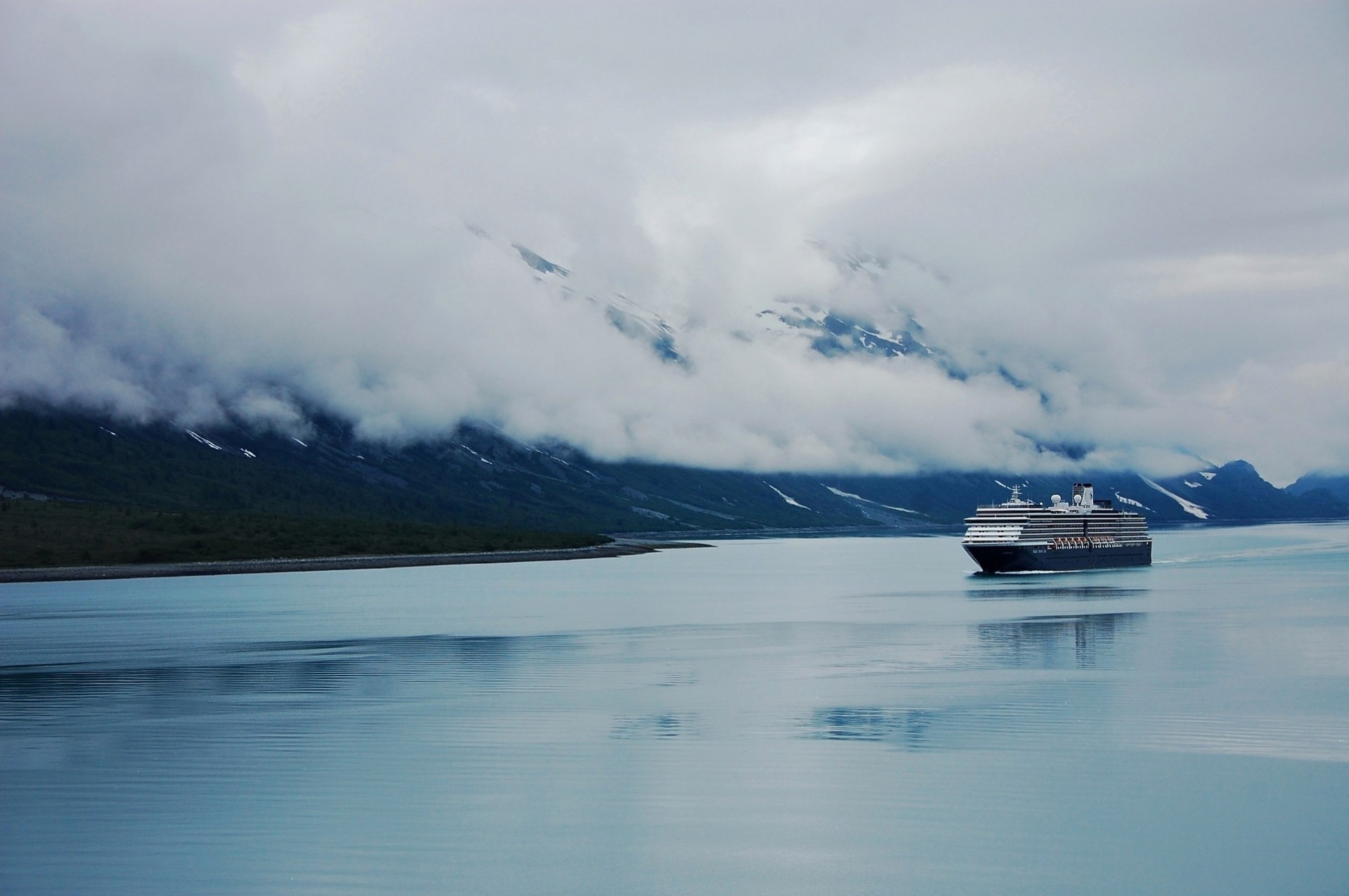 nave mar vía hielo
