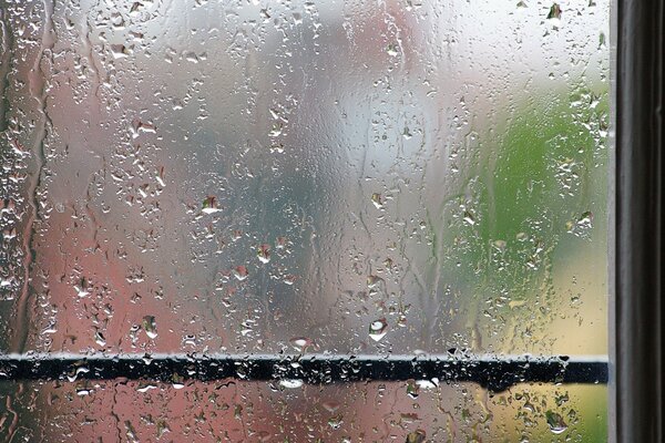 Foto de la ventana durante la lluvia