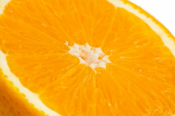 Naranja brillante y jugosa
