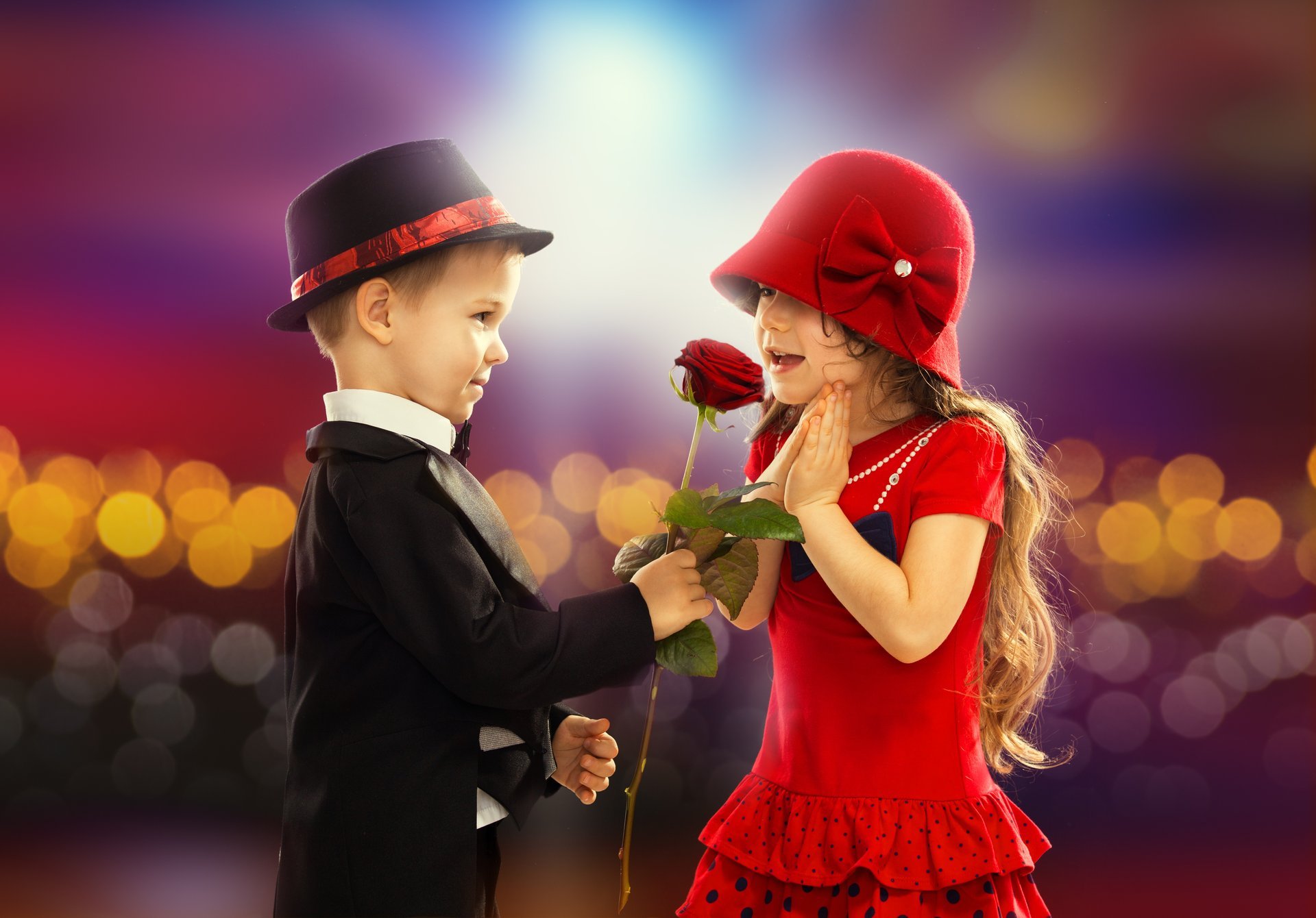 amor crecido niño niña bebé novelas románticas infancia día de san valentín pareja rosa romance