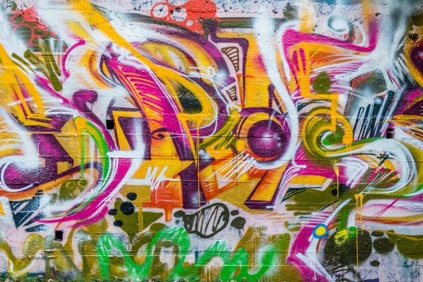 Pared pintada en estilo graffiti