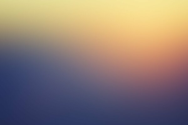 Hermosa puesta de sol azul amarillo