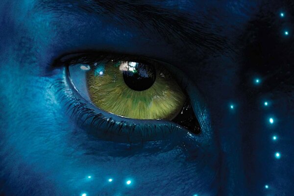 Ojo verde brillante de avatar