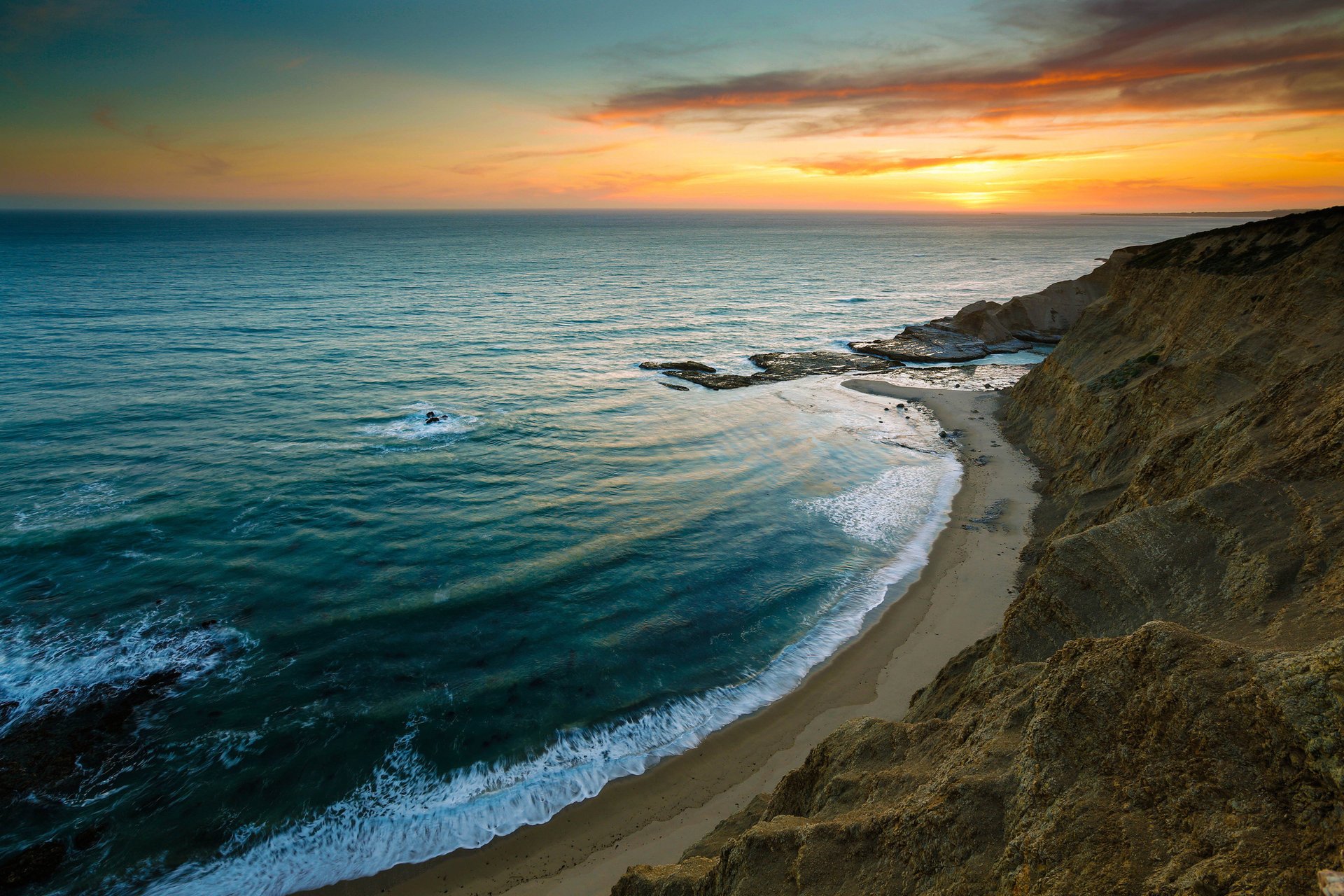 mar rocas olas cielo playa puesta de sol costa