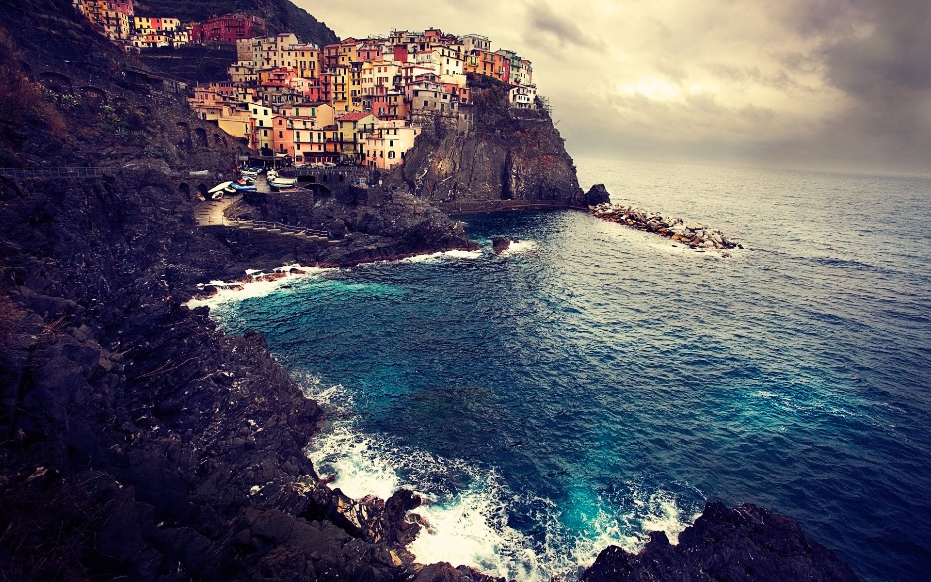 manarola italia mar costa paisaje casas rocas