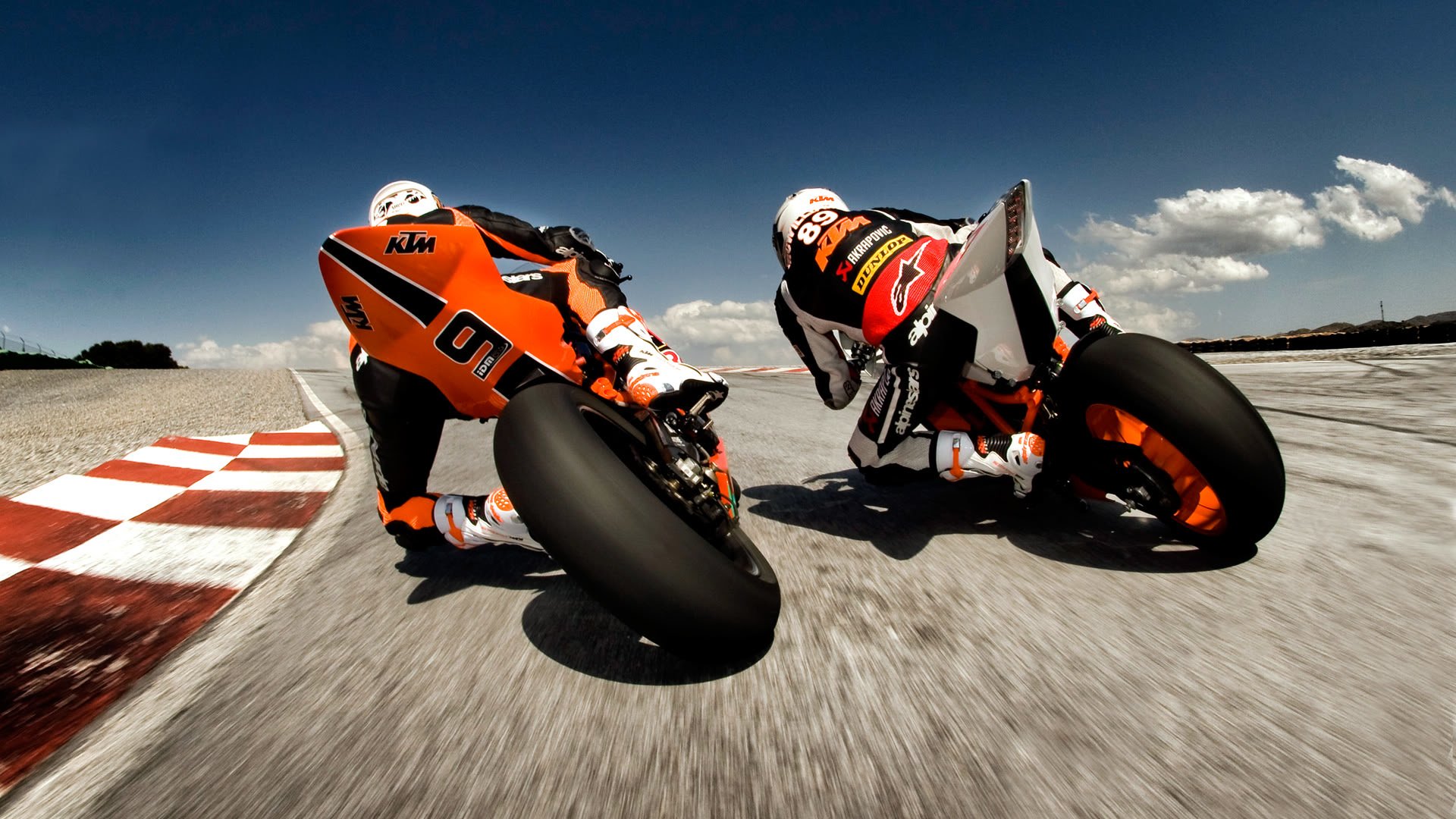 motocicletas corredores pista velocidad