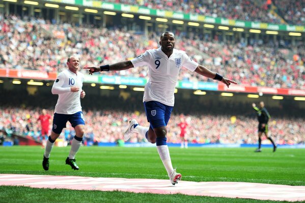 El corredor Daren Bent en el estadio de Wembley.