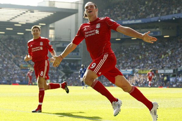 Premier League de Inglaterra, Liverpool en el claro