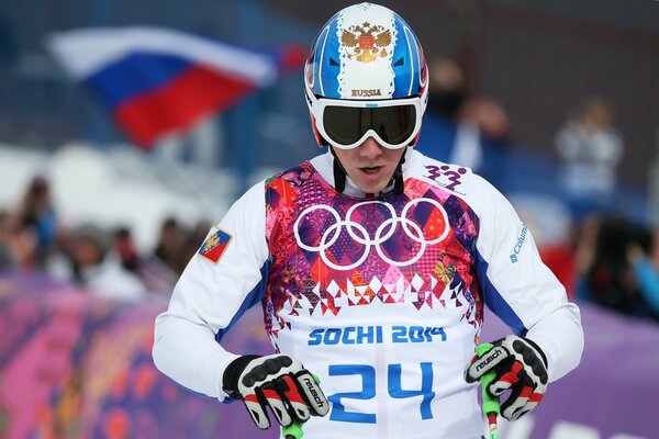 El atleta ruso Yegor Korotkov antes del Inicio