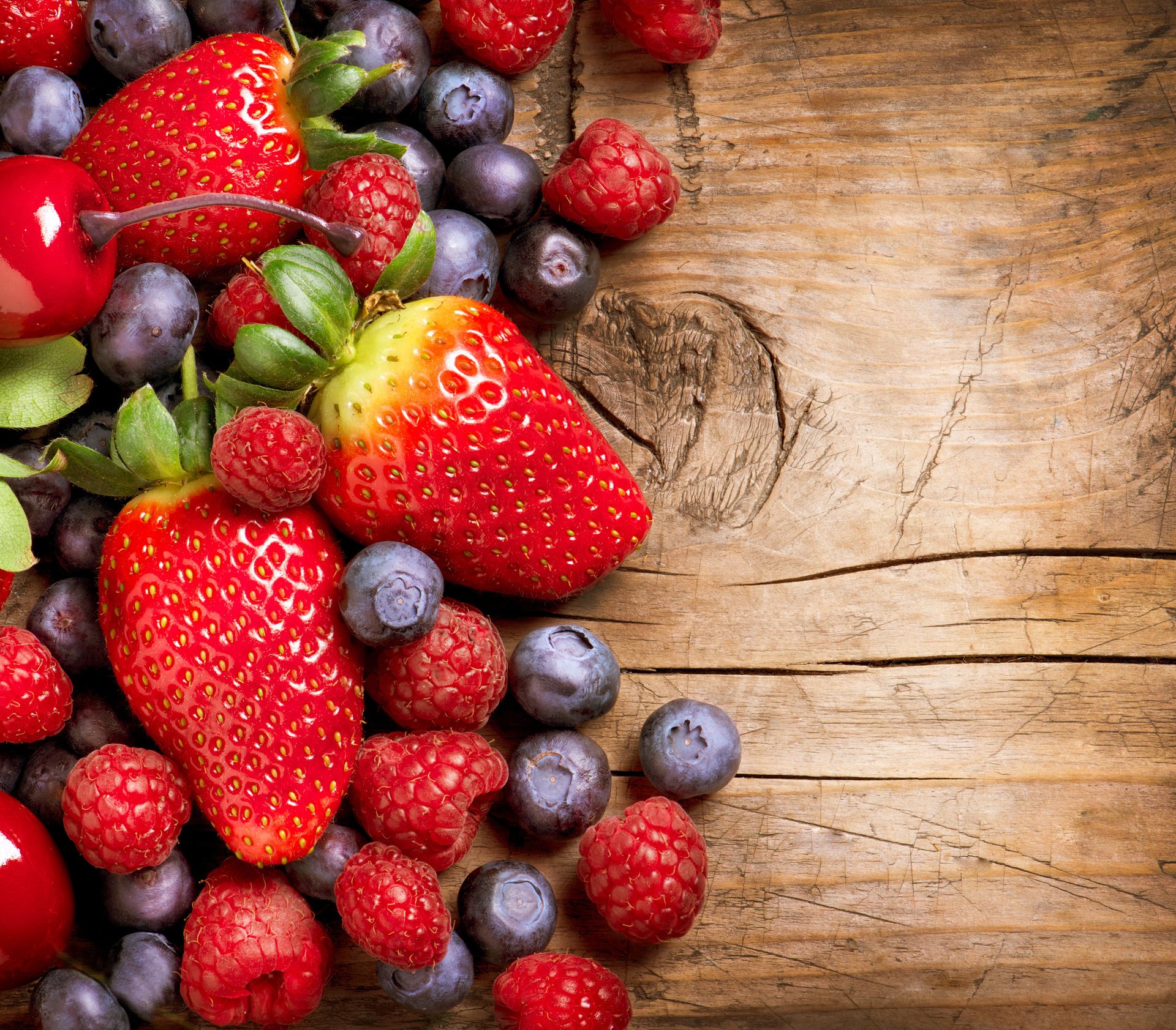 frutas bayas alimentos fresas frambuesas grosellas