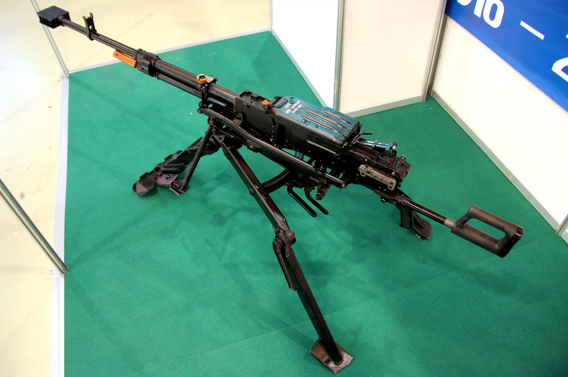 kord ruso de gran calibre cinta potencia cartucho 12.7×108mm diseñado 1997 año peso cuerpo de ametralladora 5kg máquina 6t7 - 16kg máquina 6t19 - 7kg puntería rango 2000m longitud barril 1070mm velocidad de disparo 650-800 disparos minas inicial con