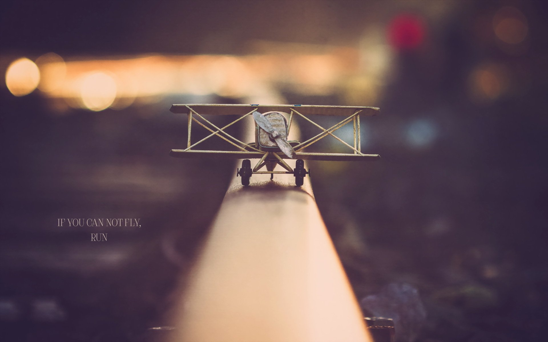 avión juguete fondo