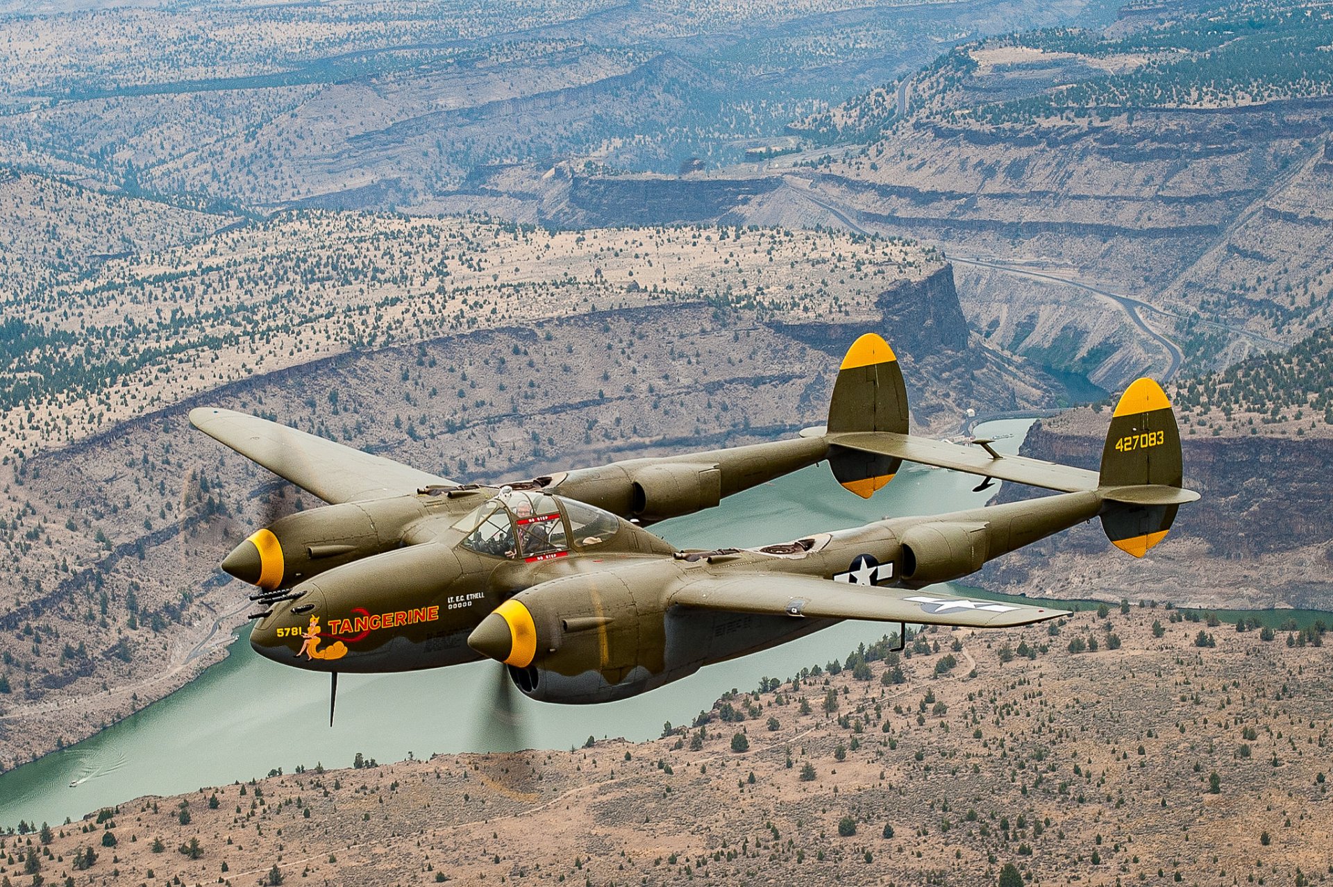 r-38 relámpago avión de combate vuelo