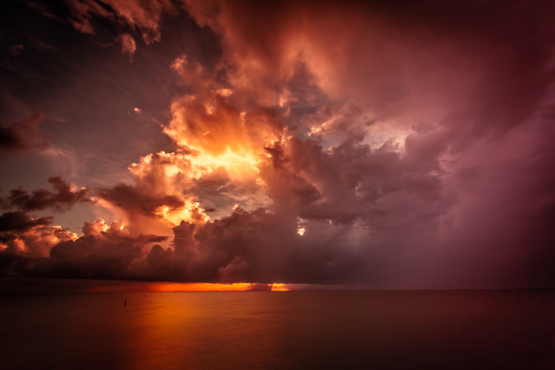 océano amanecer nubes ciclón